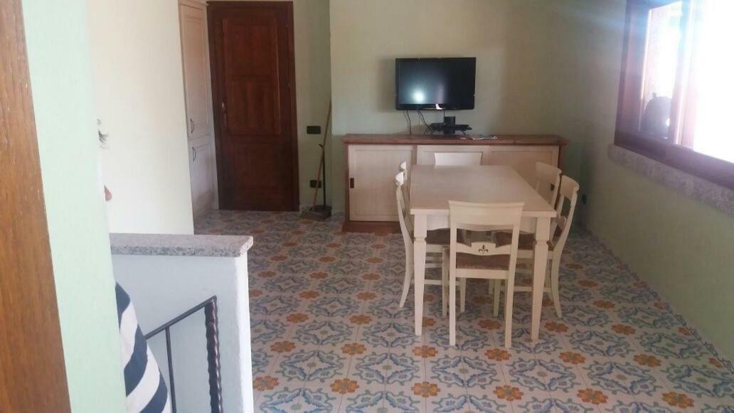 Cala Sinzias Villa คอสตาเรย์ ภายนอก รูปภาพ
